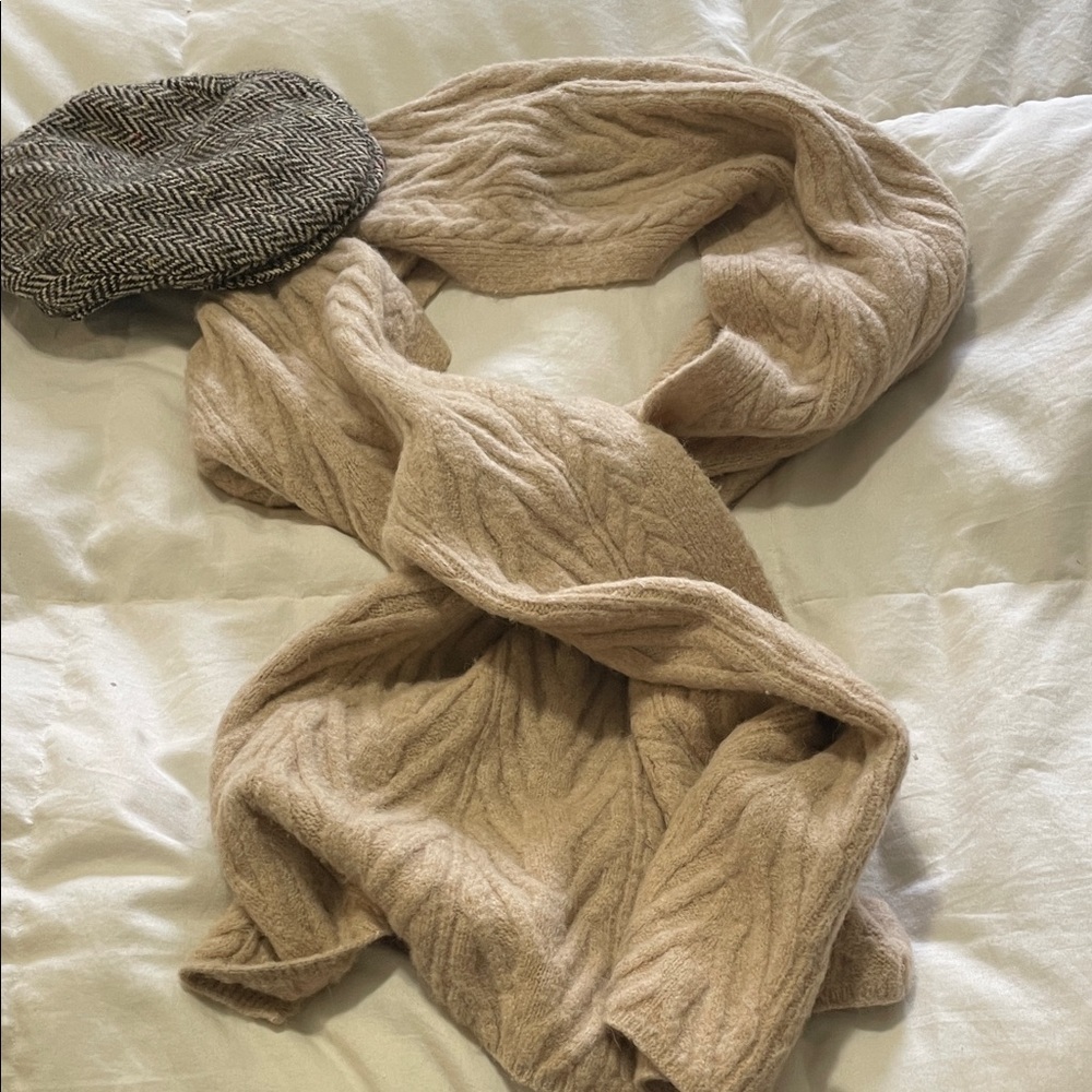 Club Monaco | Beige | Wool Blend | Alpaca | Knit | Scarf | OS